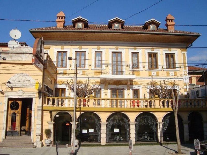 Hotel Villa Tafaj Tirana Exterior foto